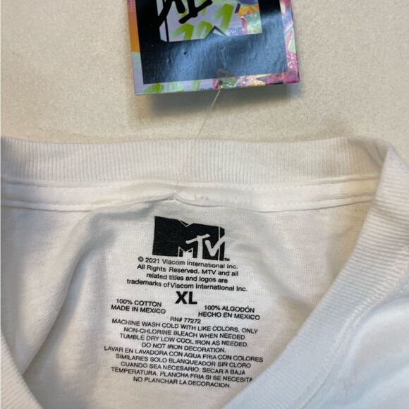 MTV Total Request Live TV Show Graphic T-shirt Men XL White Logo Music NWT - Picture 4 of 5